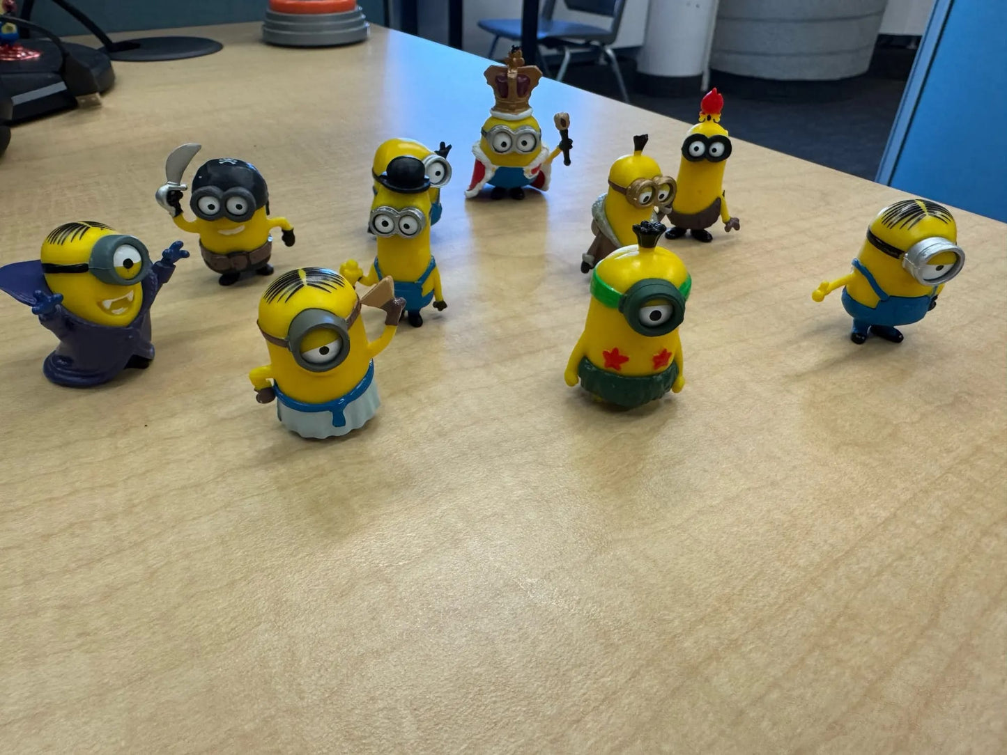 Set 10 Mini Figuras Coleccionables Minions - Kevin, Stuart, Bob