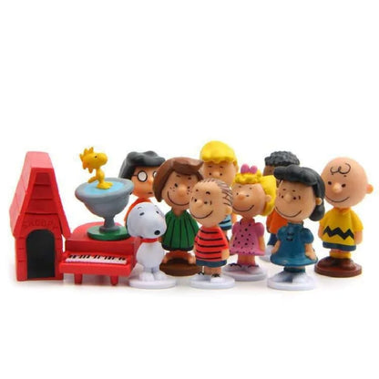 Set de 12 Mini Figuras Snoopy Charlie Lucy - Clásicos